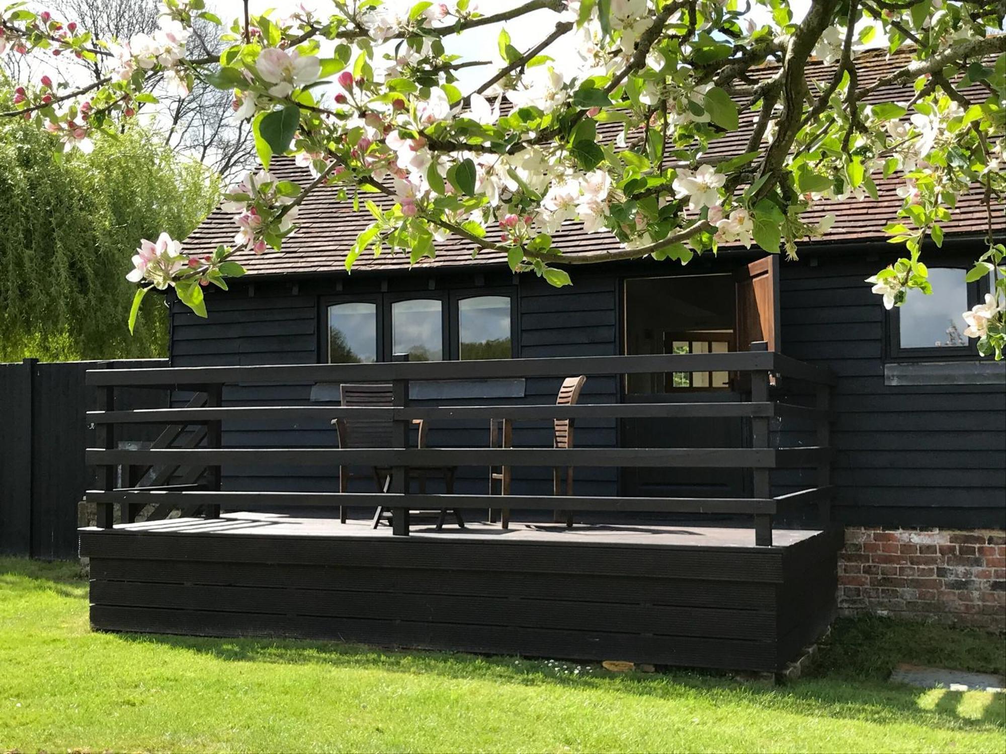 Maplehurst Barn Stables Staplehurst Eksteriør billede